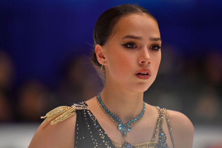 Alina Zagitova var án efa besti skautdansari heims á árunum 2018 til 2019.