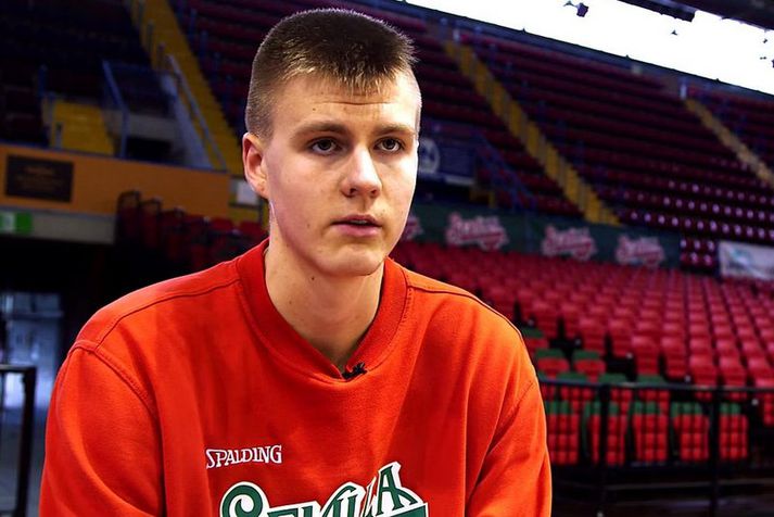 Kristaps Porzingis gæti átt framtíðana fyrir sér í NBA.