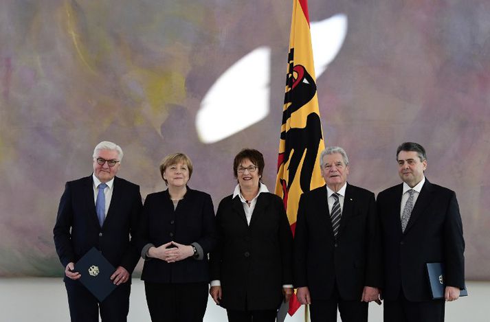 Frank-Walter Steinmeier, Angela Merkel, Brigitte Zypries, Joachim Gauck og Sigmar Gabriel í morgun.