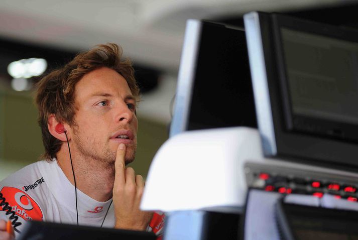 Jenson Button er ellefti á ráslínu fyrir mótið í dag.