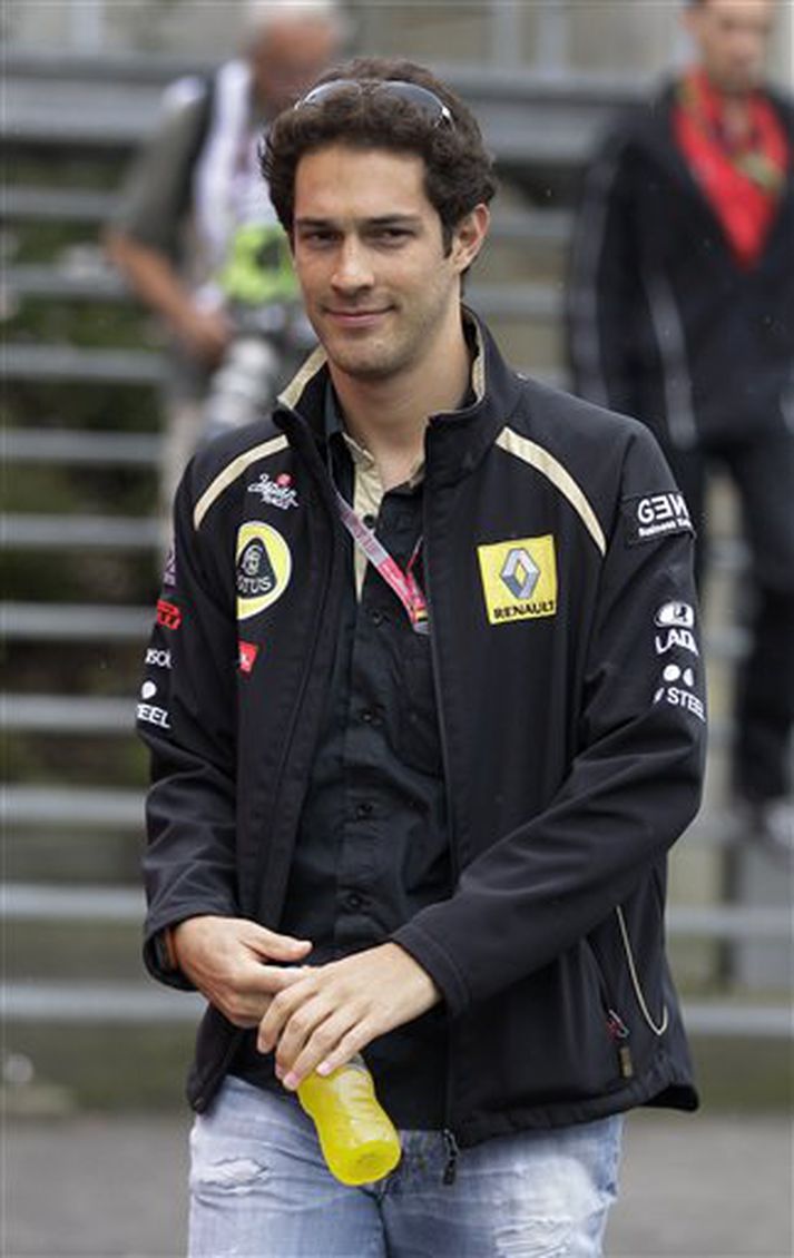 Bruno Senna ók með Renault í gær.