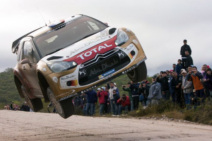 Loeb ekur Citroen í WRC.