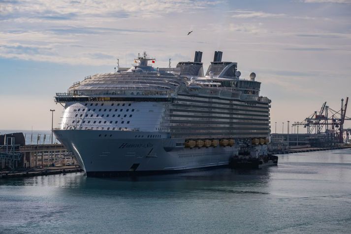 Maðurinn kom myndavélinni fyrir á klósetti skemmtiferðaskipsins Harmony of the Seas.