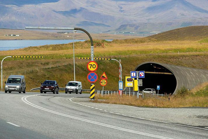 Áreksturinn var nokkuð harður, segir í tilkynningu lögreglunnar.