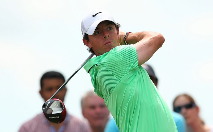 Rory McIlroy þarf að eiga betri hring á morgun.