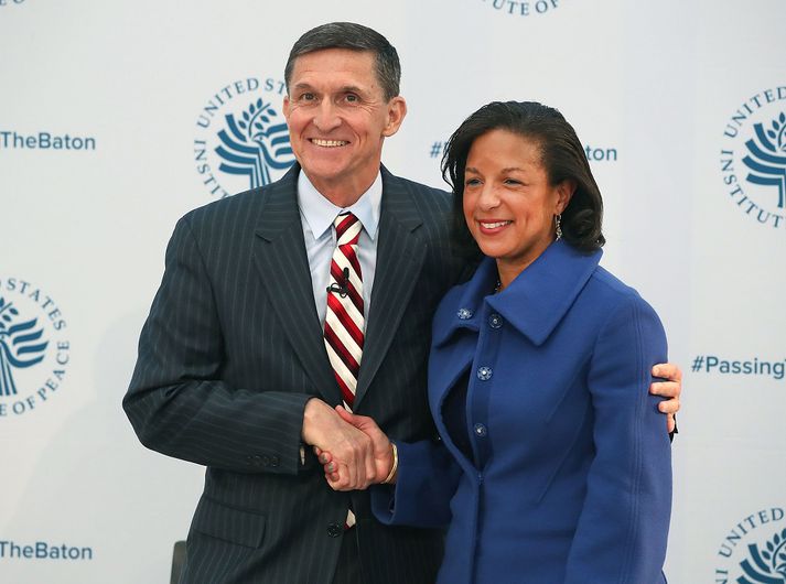 Susan Rice, ásamt eftirmanni sínum í starfi Michael Flynn. Þau eru nú bæði fyrrverandi þjóðaröryggisráðgjafar.