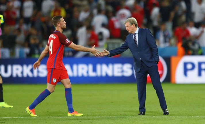 Jordan Henderson og Roy Hodgson, þjálfari Englands, á EM 2016.
