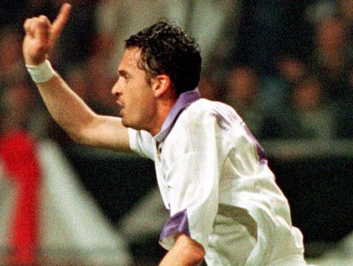 Predrag Mijatovic sést hér á sínum tíma sem leikmaður Real Madrid.