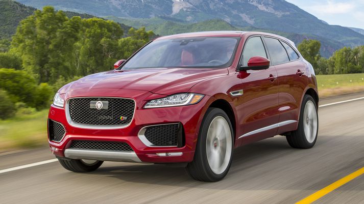 Jaguar F-Pace.