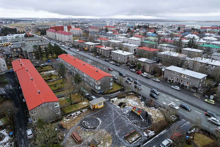 Heitavatnslaust verður á stóru svæði sunnan Hringbrautar, hægra megin á þessari mynd.