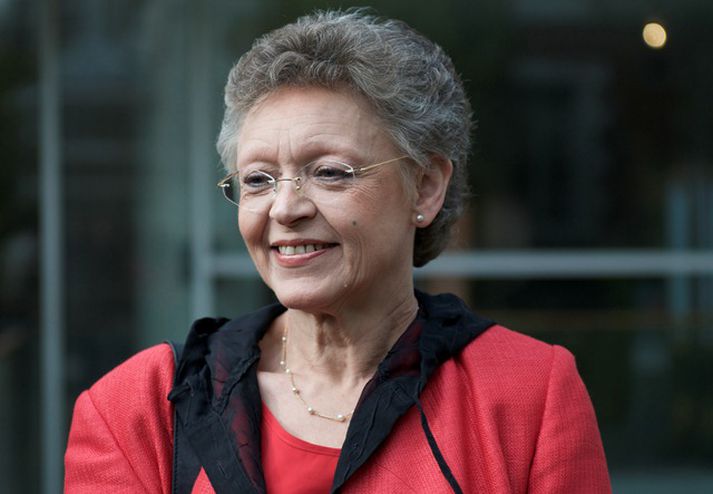 dr. Françoise Barré-Sinoussi