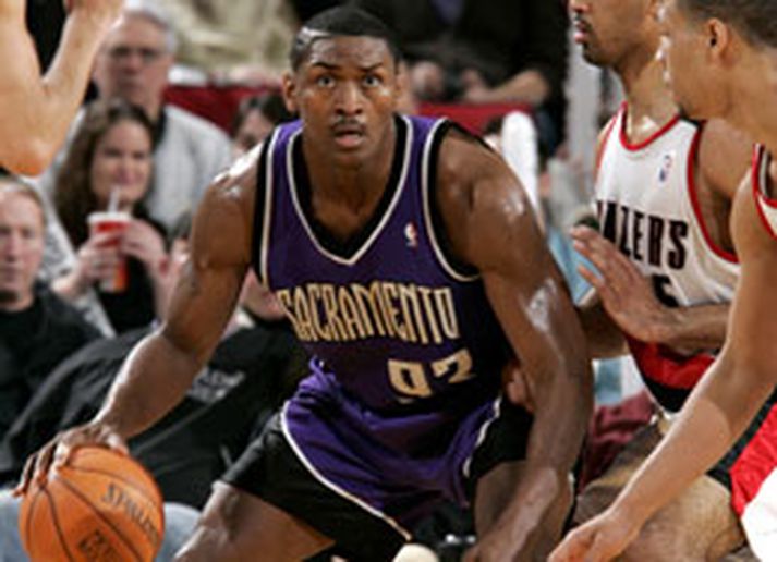 Ron Artest hefur einstakt lag á því að koma sér í vandræði.