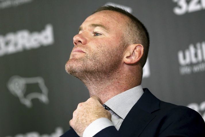 Wayne Rooney á blaðamannafundinum þegar hann var kynntur sem væntanlegur leikmaður Derby County.