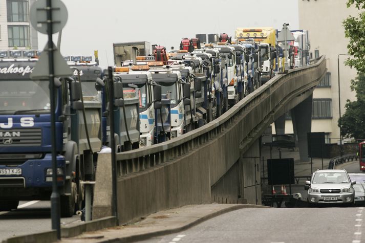 Það var trukkur við trukk á A40 í dag.