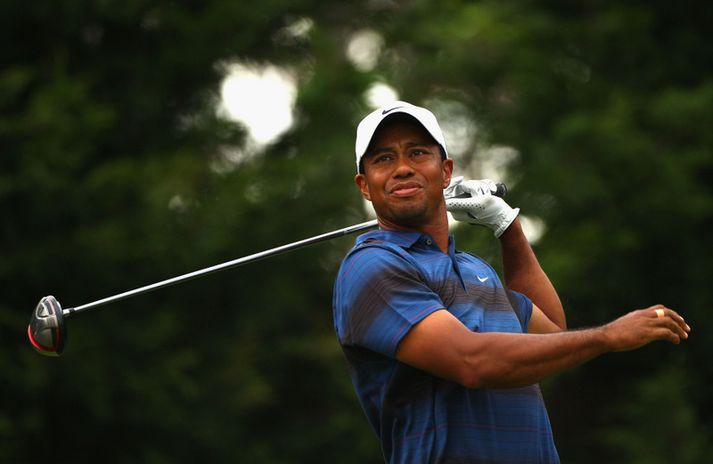 Tiger Woods fékk óvænta jólagjöf frá Fred Couples fyrirliða úrvalsliðsins í golfi.