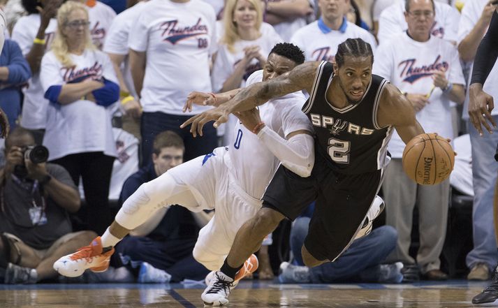 Kawhi Leonard var frábær í nótt.