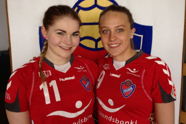 Viktoría Valdimarsdóttir og Karen Helga Díönudóttir.