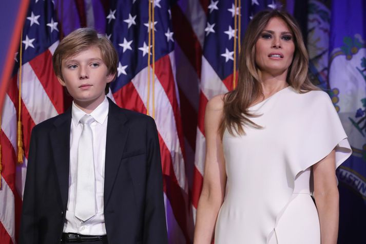 Melania og Barron eru mjög náin og hafa orðið enn nánari eftir kosningabaráttuna, samkvæmt heimildarmönnum.