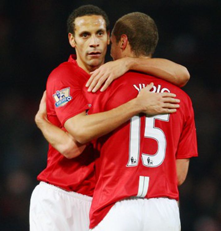 Ferdinand og Vidic verða líklega í hjarta United varnarinnar annað kvöld