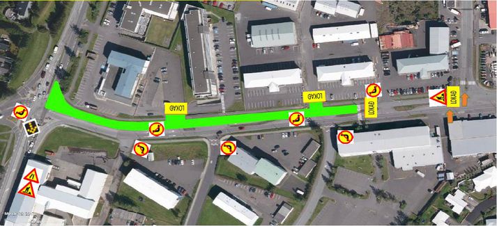 Flatahraun frá Haukahrauni að Reykjavíkurvegi, akreininni til vesturs, verður lokað frá 8:45 til 14:00.