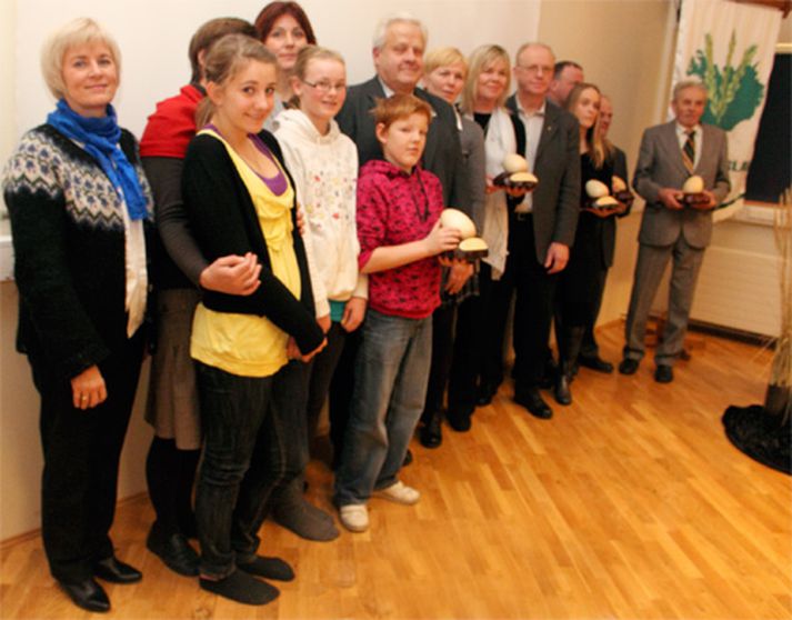 Verðlaunin að þessu sinni hlutu Ársæll Hannesson, Hermann Herbertsson, Ingólfur Helgason og Unnur Sveinbjörnsdóttir, Sandgerðisbær og Þjórsárskóli.