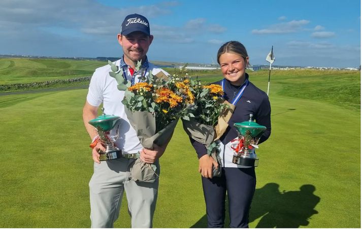 Kristján Þór Einarsson og Hulda Clara Gestsdóttir unnu á síðasta ári Hvaleyrarbikarinn, sem var hannaðar og smíðaður í listagalleríi í Japan.