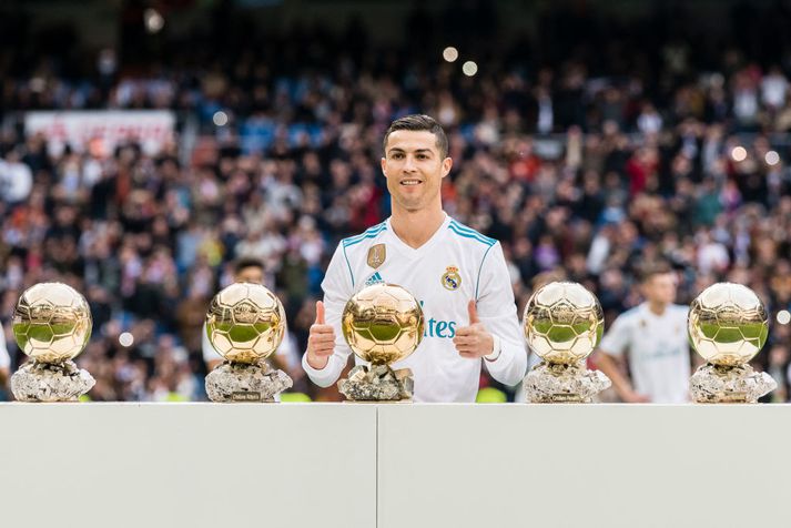 Ronaldo með boltana sína fimm