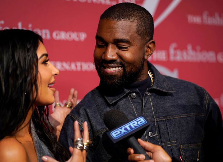 Kanye West ásamt eiginkonu sinni Kim Kardashian.