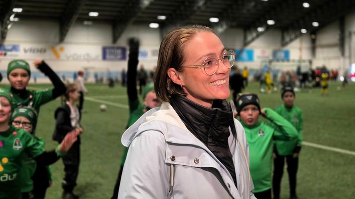 Sif Atladóttir var að fylgjast með dóttur sinni á Símamótinu þegar Sportpakkann bar að garði.