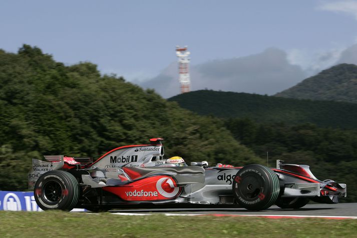 Lewis Hamilton á fullri ferð á Fuji brautinni á sunnudaginn.