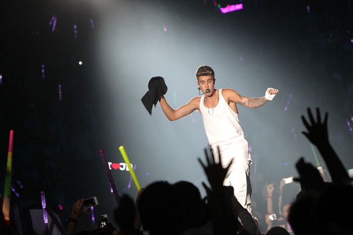 Justin Bieber er með kanadískt ríkisfang.