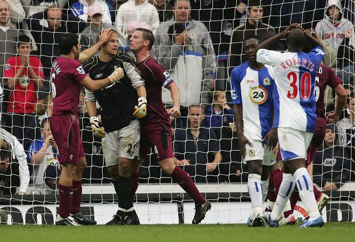 hetjan Jussi Jaaskelainen varði tvö víti á þriggja mínútna kafla og kom í veg fyrir að Blackburn fengi eitthvað út úr leiknum gegn Bolton.